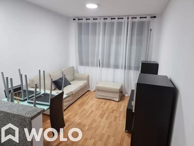 Alquiler de piso en Eixample Sud – Migdia de 1 habitación con muebles y calefacción