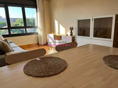 Alquiler de piso en Salgueira - O Castaño de 2 habitaciones con garaje y muebles