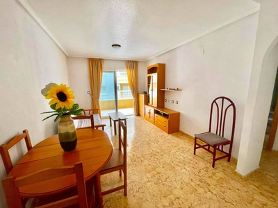 Apartamento en venta en Antonio Machado, Torrevieja, Alicante