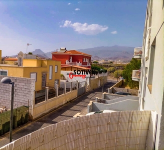 Apartamento en venta en Costa del Silencio, Arona, Tenerife