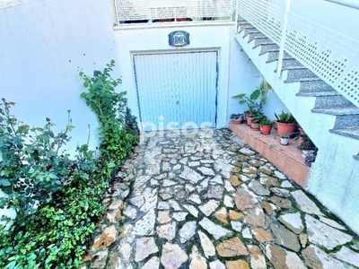 Casa adosada en venta en Calle Lombrio en Araya por 75.000 €