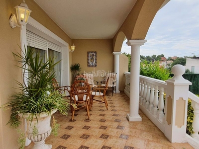 Casa con 4 habitaciones con parking, piscina, calefacción, aire acondicionado y jardín en Sant Pere de Ribes