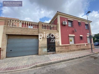 Casa en venta en Calle de Ataulfo Argenta, 91 en Centro-Doña Mercedes por 152.000 €