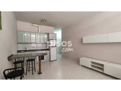 Casa en venta en Calle Francisco Pizarro, cerca de Calle Marconi