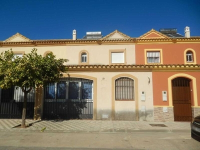 Chalet en Villaverde del Río