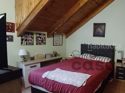 Dúplex con 3 habitaciones con piscina y calefacción en Becerril de la Sierra