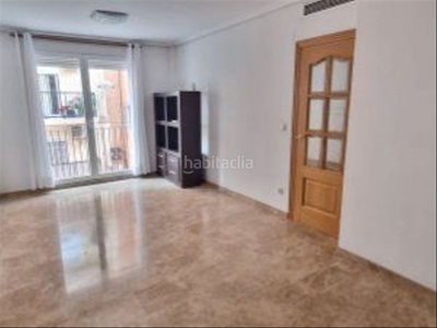 Piso con 2 habitaciones con ascensor y parking en Valencia