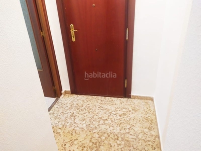 Piso con 3 habitaciones con ascensor en Los Castillejos - La Trinidad Málaga
