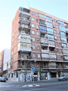 Piso con 3 habitaciones con ascensor en Tormos Valencia