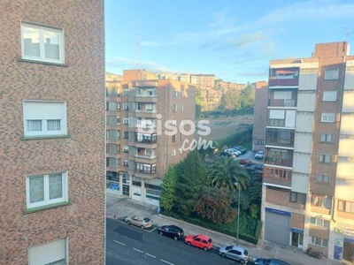 Piso en alquiler en Begoña en Begoña por 850 €/mes