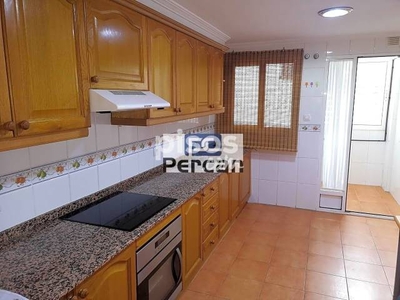 Piso en alquiler en Calle Carrer de Fra Juan Tensa en El Campello Pueblo por 700 €/mes