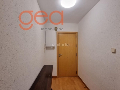 Piso en venta , con 80 m2, 3 habitaciones y 2 baños, ascensor y calefacción gas. en Sant Feliu de Llobregat