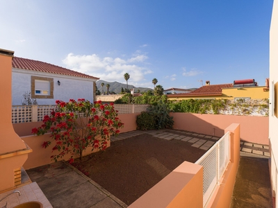 Venta de casa con terraza en Los Llanetes (Valsequillo de Gran Canaria)