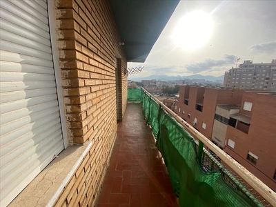 Venta de piso con terraza en Casco Antiguo (Cartagena)