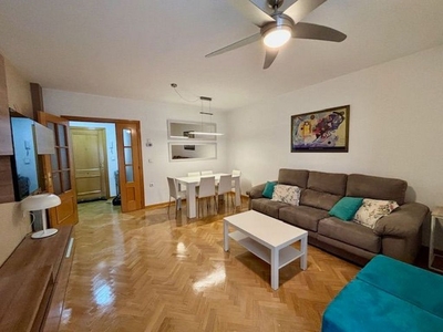 Alquiler de piso en Avda Europa - San Antón de 3 habitaciones con piscina y garaje