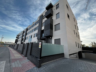 Alquiler de piso en calle Acequia Caravija de 2 habitaciones con terraza y garaje