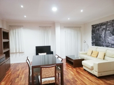 Alquiler de piso en calle San Sebastian de 3 habitaciones con garaje y muebles