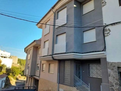 SE VENDE DUPLEX EN SUERAS