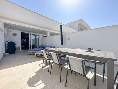 Venta de piso en Torreblanca de 2 habitaciones con terraza y piscina