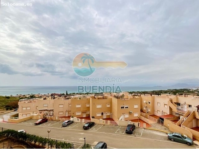 APARTAMENTO A ESTRENAR CON VISTAS AL MAR Y PISCINA