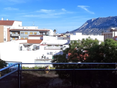 Apartamento en venta en Centro Urbano, Dénia, Alicante