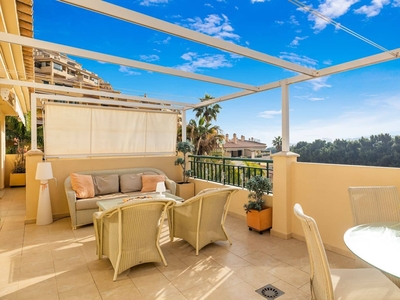 Apartamento en venta en Torrequebrada, Benalmádena, Málaga