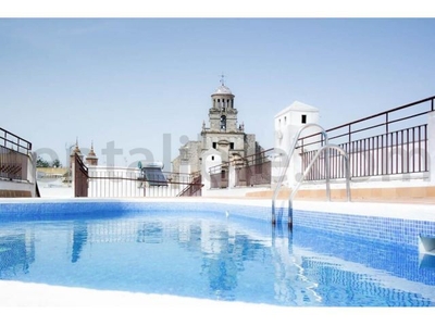 Dúplex a ESTENAR en Jerez de la Frontera ZONA CENTRO en residencial privado con piscina