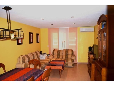 Duplex for sale in Sax