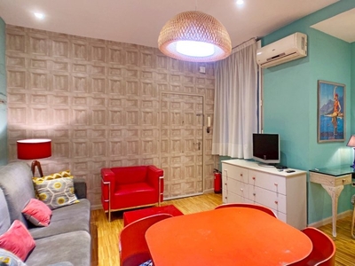 Fantástico apartamento de 2 dormitorios en alquiler en Centro, Madrid