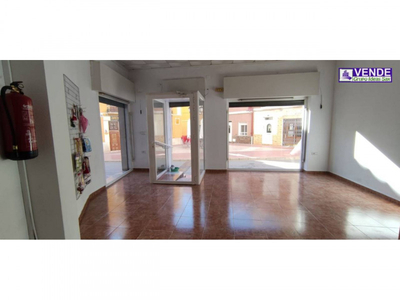 Premises for sale in Sax