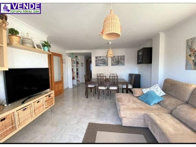 Terraced house for sale in Salinas