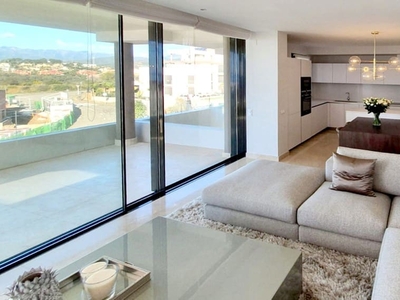 Apartamento en venta en Cabopino, Marbella, Málaga