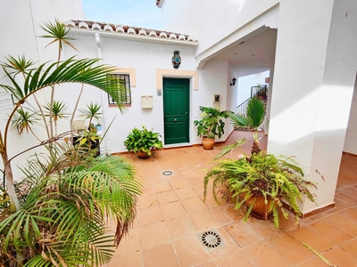 Apartamento en venta en Chaparil - Torrecilla - Punta Lara, Nerja, Málaga