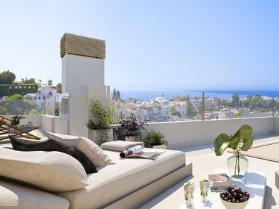 Apartamento en venta en Nerja, Málaga