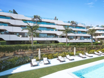 Apartamento en venta en New Golden Mile, Estepona, Málaga