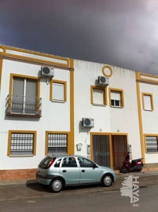Chalet adosado en venta en Calle Parroco Muriel, Planta Baj, 21700, La Palma Del Condado (Huelva)