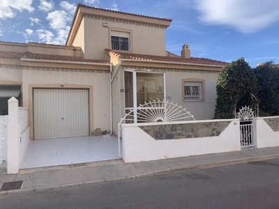 Chalet en Algorfa