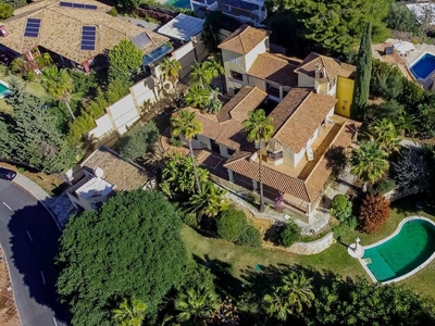 Chalet en venta en El Rosario, Marbella, Málaga