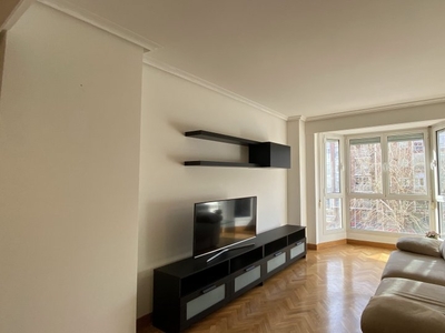 Elegante apartamento de 1 dormitorio en alquiler en Príncipe Pío, Madrid