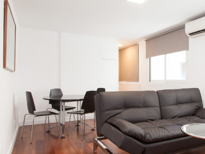 Moderno apartamento de 1 dormitorio en alquiler en Centro, Madrid