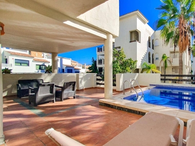 Piso en venta en Paraiso - Barronal, Estepona, Málaga