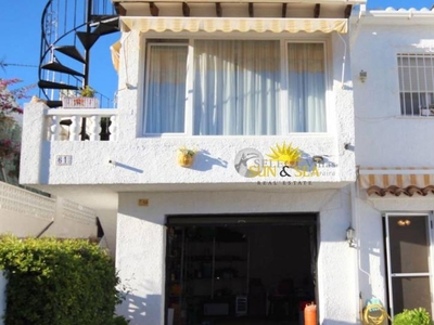 Casa adosada de alquiler en Pinar del Advocat
