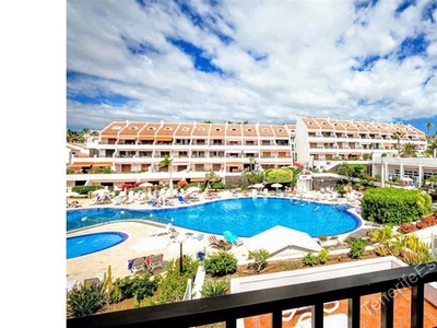 Apartamento de 2 dormitorios y 2 baños en venta Parque Santiago 1, Playa de Las Americas, 525,000€