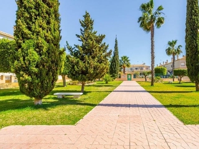 Bungalow en venta en Torrevieja, Alicante