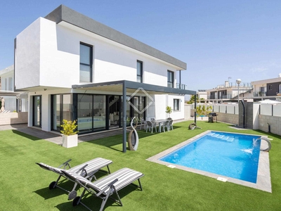 Casa / villa de 146m² en venta en Gran Alacant, Alicante