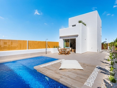 Chalet en venta en El Edén, Guardamar del Segura, Alicante