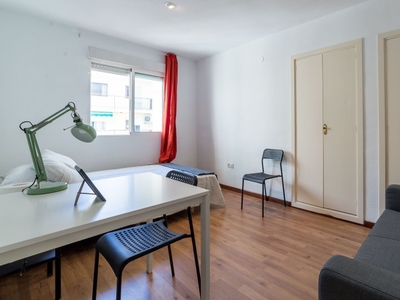 Habitaciones para alquiler de apartamentos, de 5 dormitorios, Ciutat Vella, Valencia