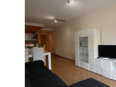 PALAFRUGELL: Zona nueva, cerca NOTARÍA, bonito ático duplex, con parking, trastero y ascensor