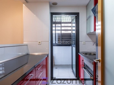 Alquiler piso amueblado con ascensor, parking, piscina y calefacción en Móstoles
