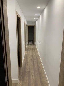 Alquiler piso con 3 habitaciones con calefacción y aire acondicionado en Sant Boi de Llobregat